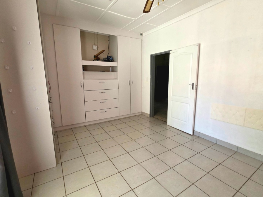4 Bedroom Property for Sale in Oosterville Northern Cape